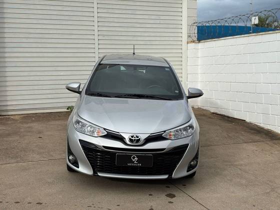 TOYOTA YARIS 1.5 16V FLEX SEDAN XS CONNECT MULTIDRIVE TOYOTA YARIS 1.5 16V FLEX SEDAN XS CONNECT MULTIDRIVE